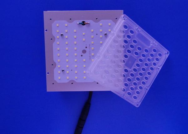 3030 SMD LED PCBモジュール、導かれた軽い付属品64 LED 3030SMD 1Wの光学等級のPC材料