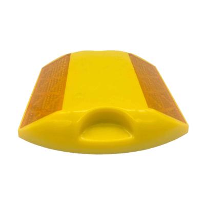 Traffic Safety Amber Reflective Road Studs Highway Reflective Studs