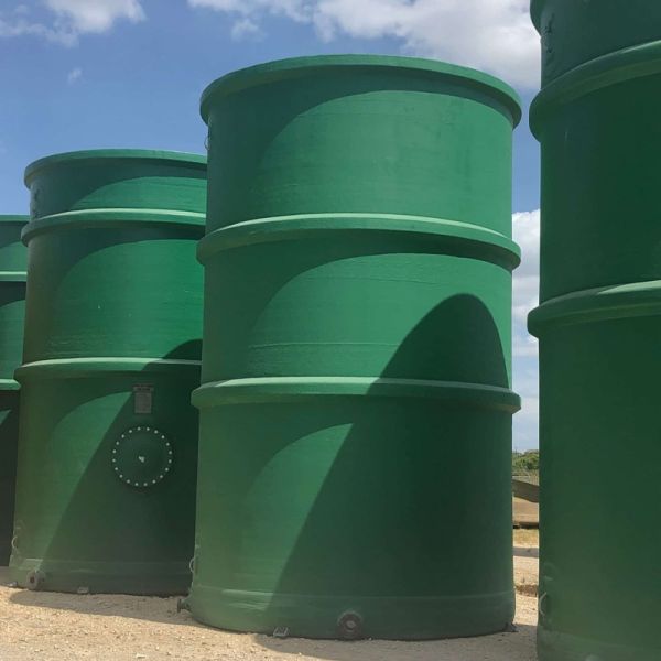 Vertical Chemical Fibreglass Storage Tanks Corrosion Resistant And Leak Proof