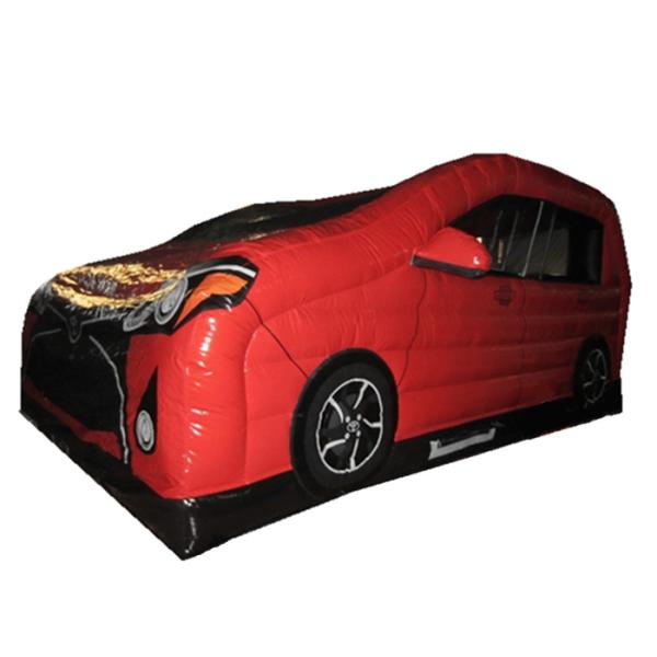 Saut en voiture, tireur gonflable