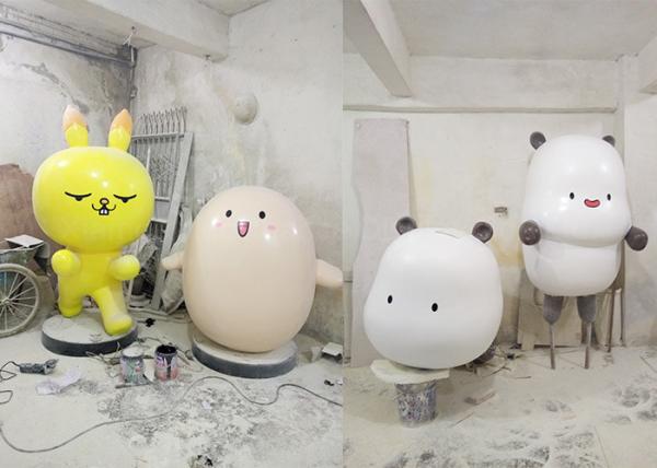 Handmade Fiberglass Cartoon Statues Goog Looking Appearance Custom Size