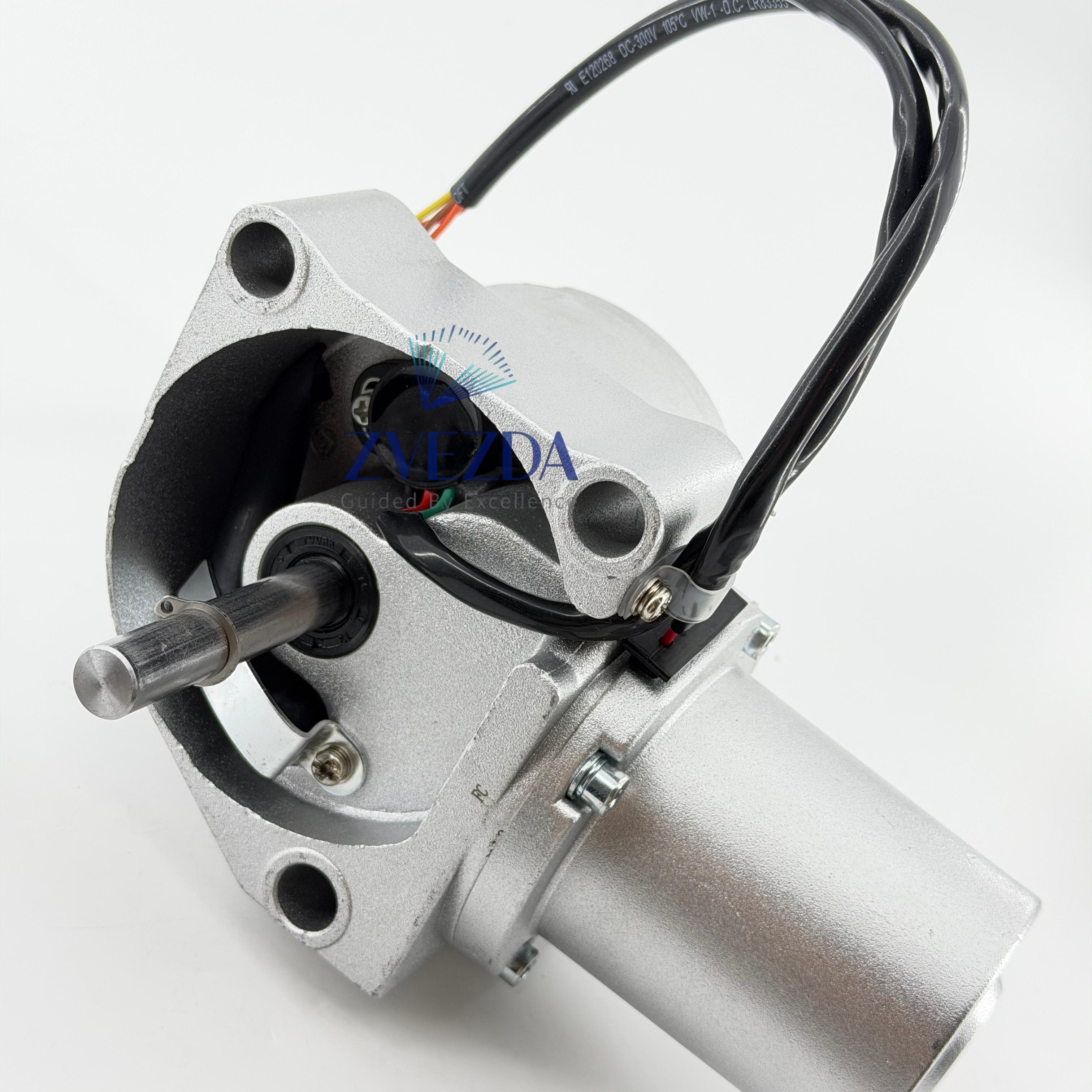 ZX200 ZX210 ZX230 24V Stepper Throttle Servo Motor 4360509 4614911 KP56RM2G-019
