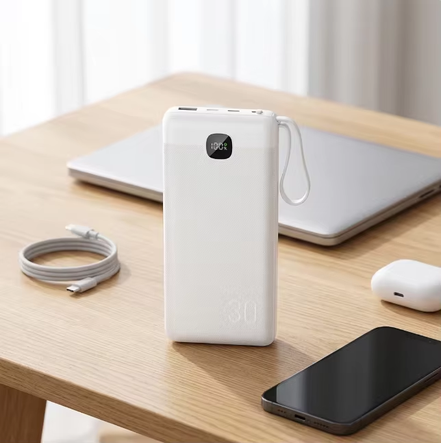 Model-C3061 30000mAh High-Capacity Power Bank 18W Digital Display Type-C USB Input 3 Cables LI-Polymer Battery Power Station
