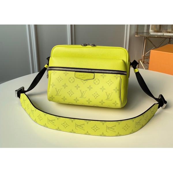 Black Square Taiga Leather Message Luxury Cross Body Bag Single Shoulder