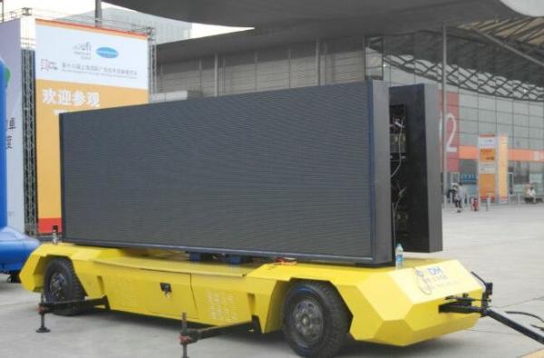 Full Color Mobile LED Advertising Truck P8 With Aluminum Cabinet