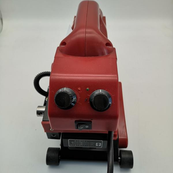 1.5 мм толщина мембраны класс II изоляционный класс 1800 Вт Пластиковая экструдерная сварочная машина