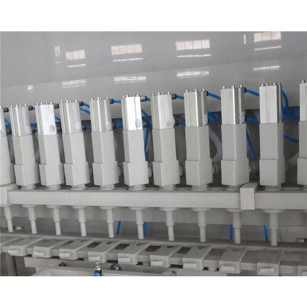 Automatic 304/316 Stainless Steel Anti-Corrosive Plastic Bottle Pesticide Liquid Filling Machine