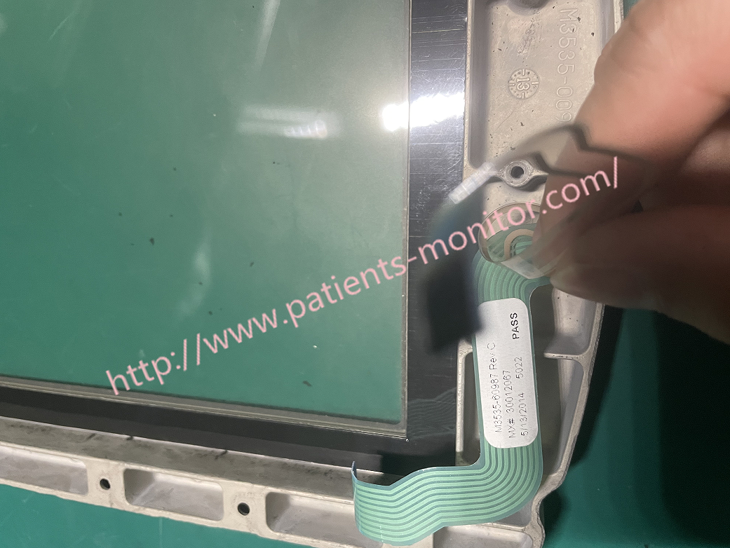 Дисплей дефибриллятора с ключевой мембраной M3535-60987