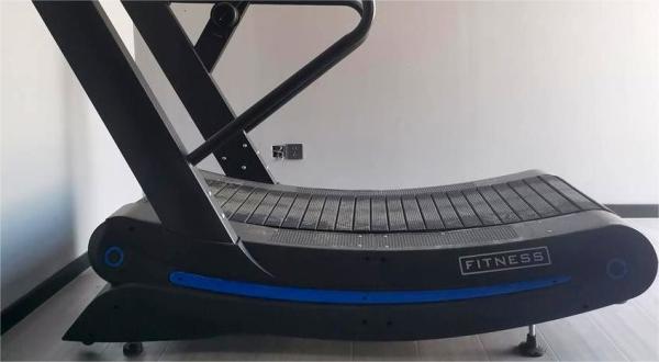 Appareils de gymnastique non motorisés coureur à air manuel courbe de tapis roulant