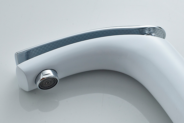 Modern Brass Bathroom Basin Faucets White Painting With Save Water Aerator