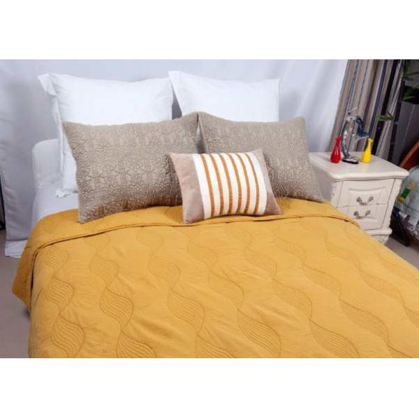 Cotton Plain Dyed Yellow Quilted Bedspread , Embroidered Hotel Collection