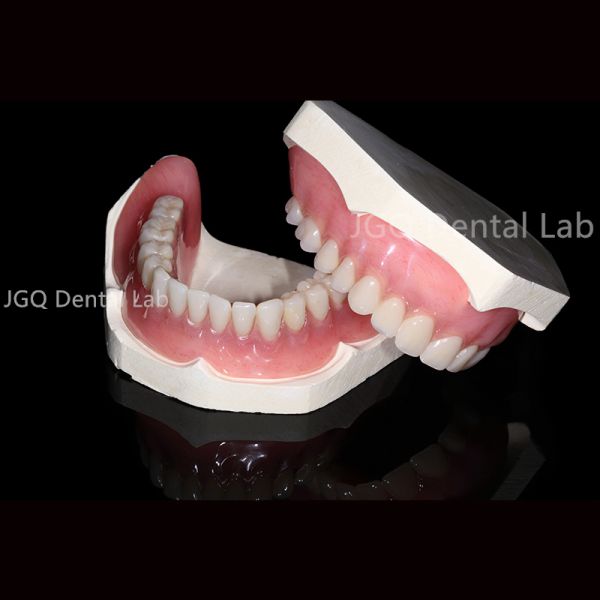 Acrylic Teeth Complete Adsorptive Dentures Customized from China Dental Lab