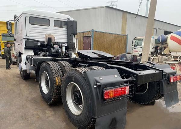Euro3 Truck Tractor Head Diesel Engine Shacman F3000 6*4 380HP - 420HP
