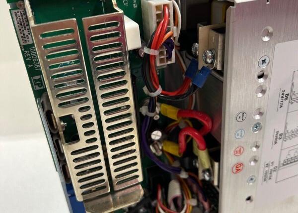 Module d'alimentation d'énergie d'ABB PHARPS32000000 90-264VAC 47-63Hz 11.5A
