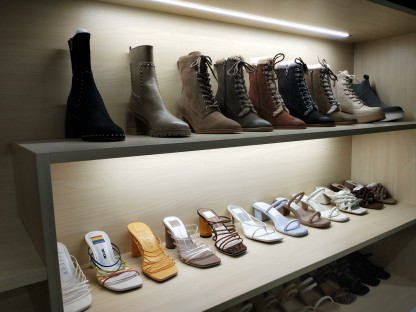 Dongguan Chenzhou Trading Co., Ltd.