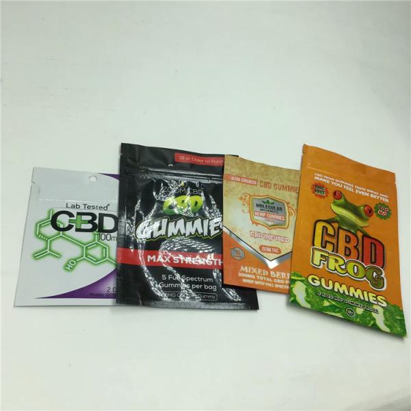 Les sachets en matière plastique de preuve d'odeur d'OEM empaquetant le bourgeon gommeux zip-lock d'ours de Cbd de papier d'aluminium sème la poche