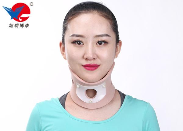 Small Volume Cervical Collar Neck Brace Easy To Wear Throat Opening For Tracheotomy