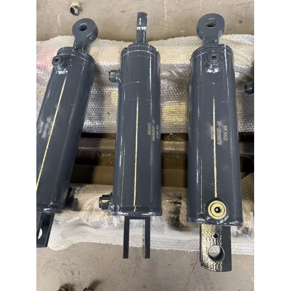 Hard Chrome Plated Lifting Hydraulic Cylinder Custom Designed With Double Clevis Ends