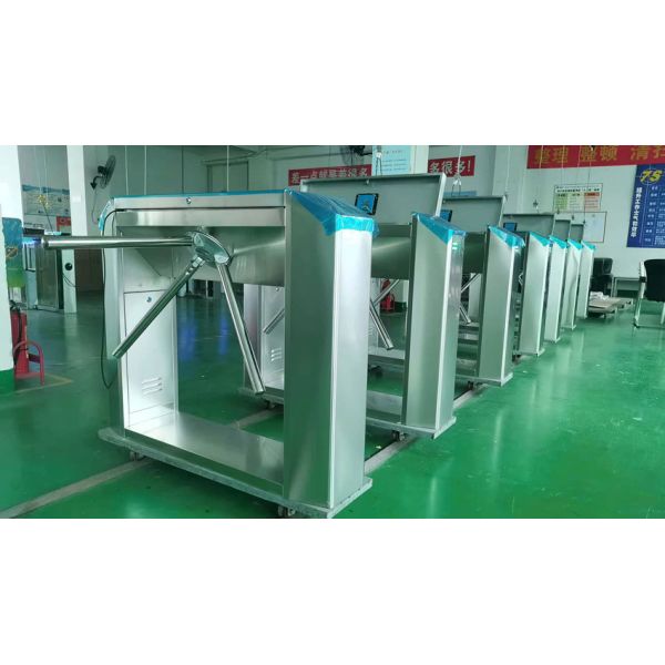 30 People/min Passing Speed Tripod Turnstile Gate with 600mm Lane Width and Relay Output Interface for Secure Access Control
