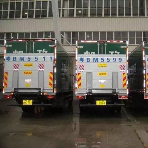 Liftgate de alumínio hidráulico do elevador 1500KG da cauda do veículo de DC24V para o caminhão da caixa