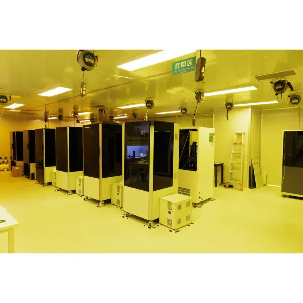 High-Throughput Drug Screening Silicon Microreactor Array