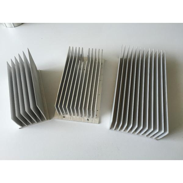 el CNC de 6061 aleaciones que molía el aluminio grande sacó anchura del disipador de calor los 300MM