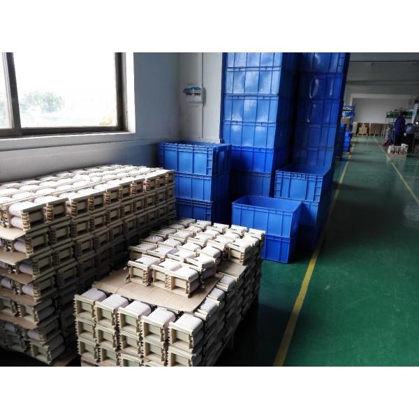 Automotive Aluminum Heatsink Extrusion Profiles Thickness 0.8mm Airplane