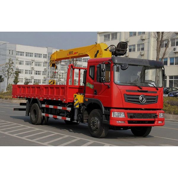 8 Ton Telescopic Truck Mounted Crane , Construction Service Truck With Crane