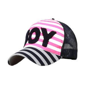 Fashionable Durable Mesh Trucker Caps Custom Embroidered Trucker Hats