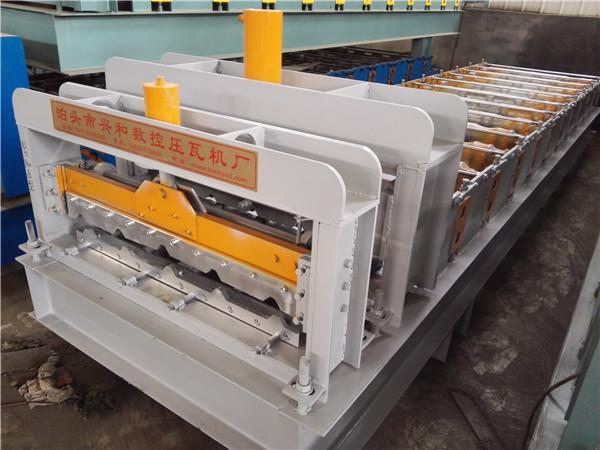 Steel Roof Panel Glazed Tile Roll Forming Machine For Construction