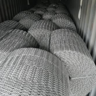 Malla de refuerzo CWC soldada para revestimiento de peso de concreto de ocho líneas / Rollo de malla de refuerzo CWC Q235