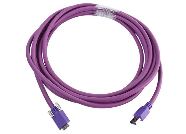 A Male to Micro B Male Thumbscrew Locking USB3 Vision Cable 5M