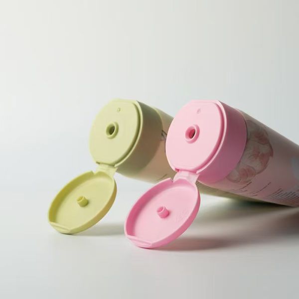 Wholesales Customized 50ml 100ml 120ml 150ml Plastic PE Tube for Hand Cream Face Cream