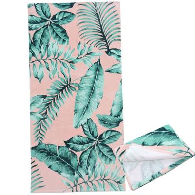 Des serviettes de plage en coton personnalisables avec taille et poids personnalisés