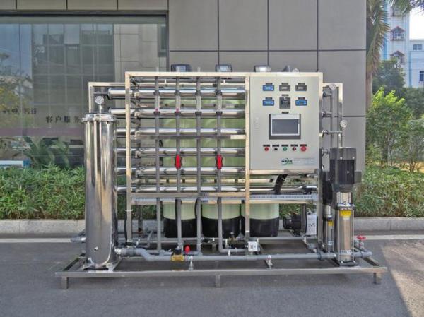 Sistema de tratamiento de agua industrial RO 110V/220V/380V Control automático