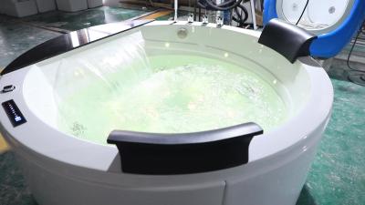 1700 x 800 Jacuzzi da terapia da banheira dos termas de 1700 x 700 redemoinhos em volta da cuba jorrada