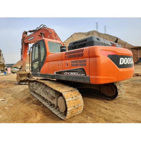 Excavateur DOOSAN DX360 de seconde main avec peinture originale et en bon état