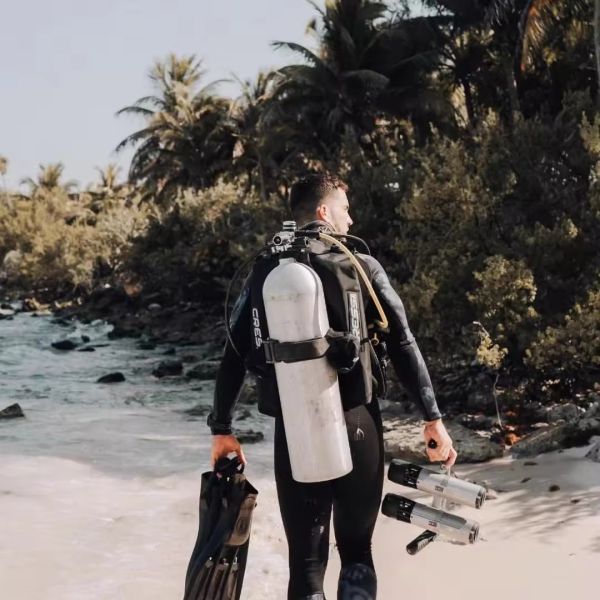 LEFEET P1 Electric Thruster Freediving Scooter Underwater Scuba Diving Scooter For Swimming Surfing