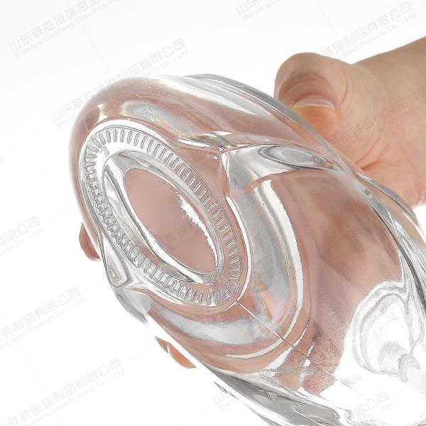 Vodka estampagem a quente personalizada 700ml Xo garrafa de vidro transparente de vinho com tampa de plástico