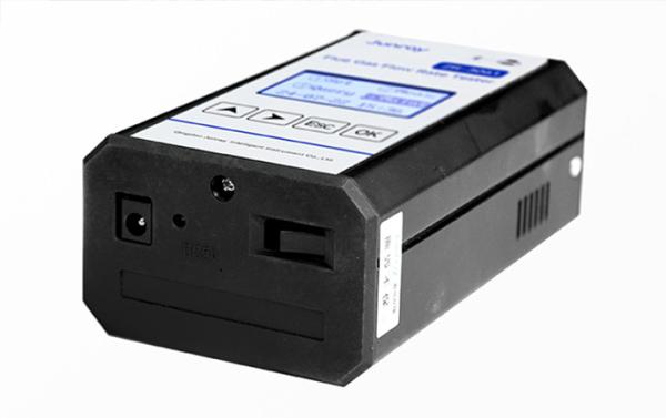 ZR-3061 スモッグガス流量測定器 手持ちの携帯機器