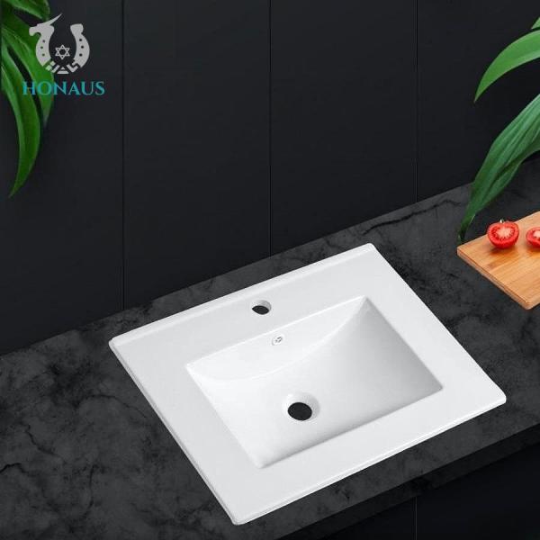 Nordic Minimalist Bathroom Inset Basin Sleek Functional 610*465*170mm