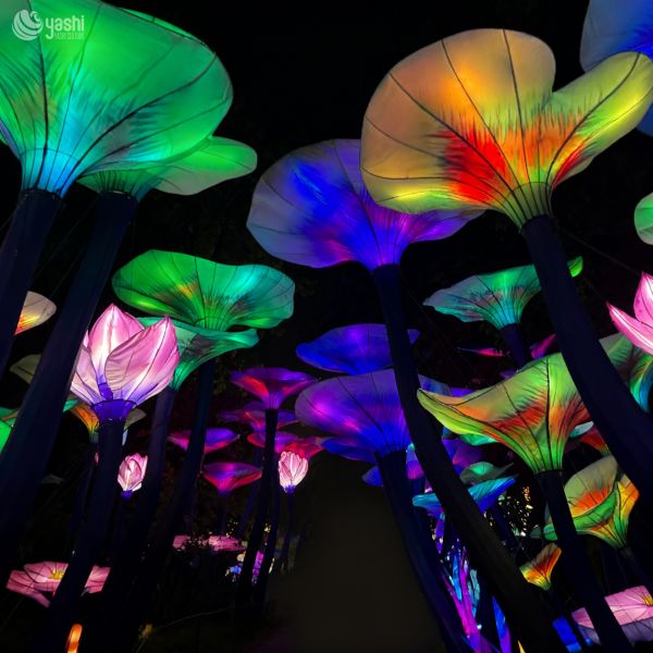 Custom Colorful Lotus & Lotus Leaf Path Lantern, LED Flower Light Decoration for Garden Walkway, Scenic Spot and Lantern Festival