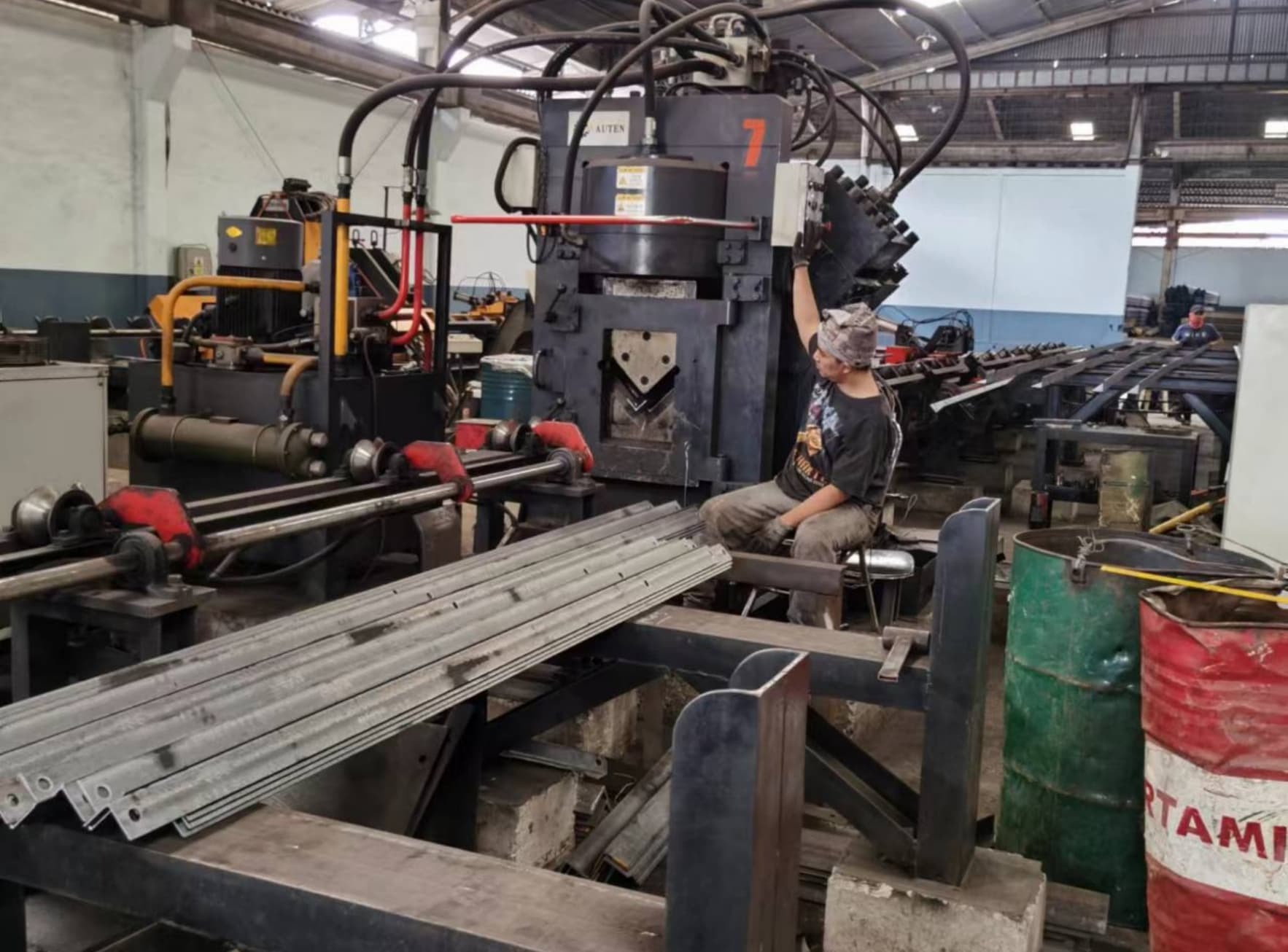 Fully Automated CNC Punching Marking And Shearing Line For Angles Production