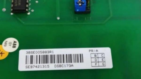 DSBC 173A 3BSE005883R1 ABB Bus Extender S100 Bus d'entrée et sortie