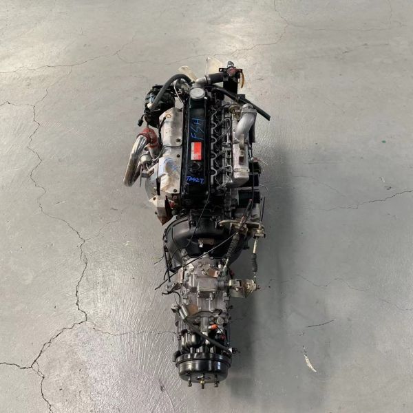 For Nissan Car Parts TD42T Engine Assembly Used 6 Cylinder diesel Engine for Bus