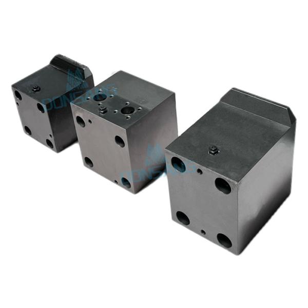 Máquina escavadora hidráulica Spare Parts do cilindro do disjuntor da cabeça da parte traseira SB121