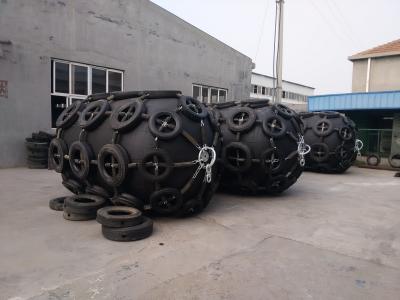 ISO17357 Standard Yokohama Type Pneumatic Rubber Fender Black For Protecting Dock And Boat
