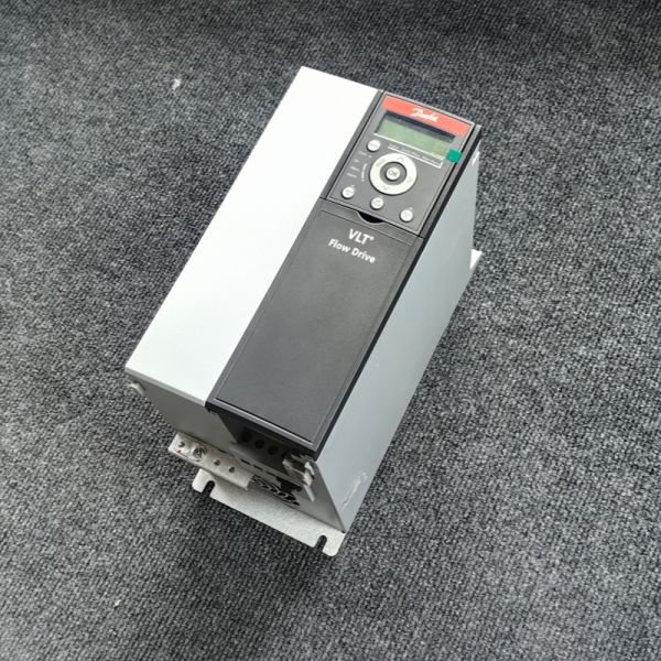 131L9869 Danfoss Vlt Automation Drive FC-101P11KT4E20H4X 11kW Danfoss Vlt Frequency Converter for Pump