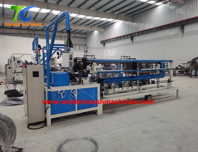 регулятор PLC CNC машины загородки звена цепи ширины 4000mm полностью автоматический