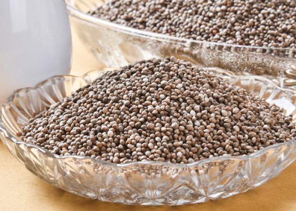 Big Packing Type Gray Perilla Seeds , Organic Agricultural Products For Oil